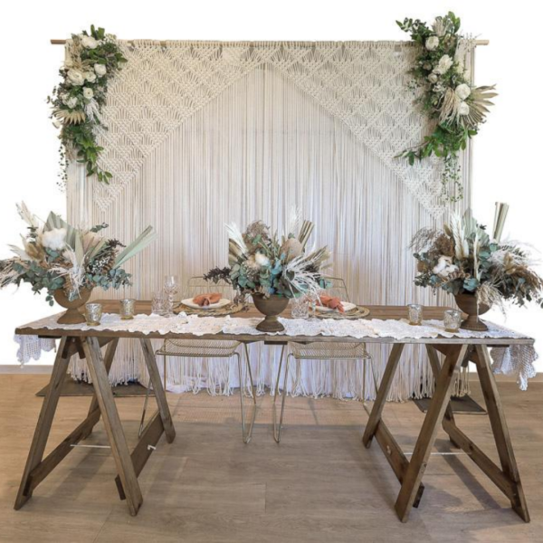 Fresh florals to suit the Boho inspired Wedding Reception package.
Includes: 
2 x Florals on backdrop